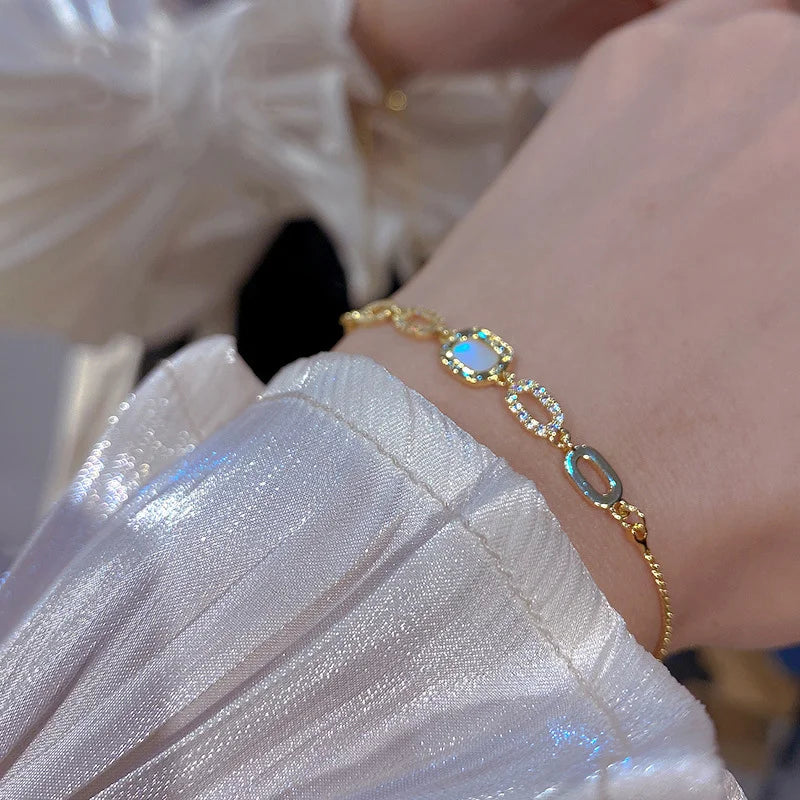 Luxury Geometric Gold Plated Zircon Bracelet for Women Versatile Adjustable Square Bracelet Christmas Party Wedding Jewelry Gift