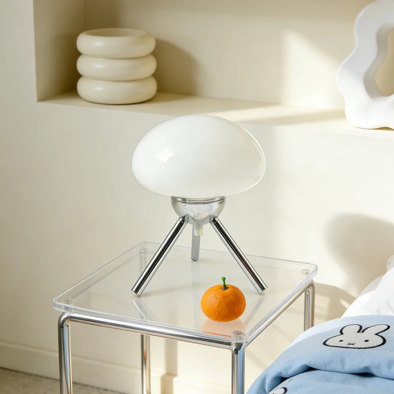 Bauhaus Mid-Century Ins Table Lamp Italian Designer Version Nordic Minimalist Glass Light Personalized Decorative Night Lamp for