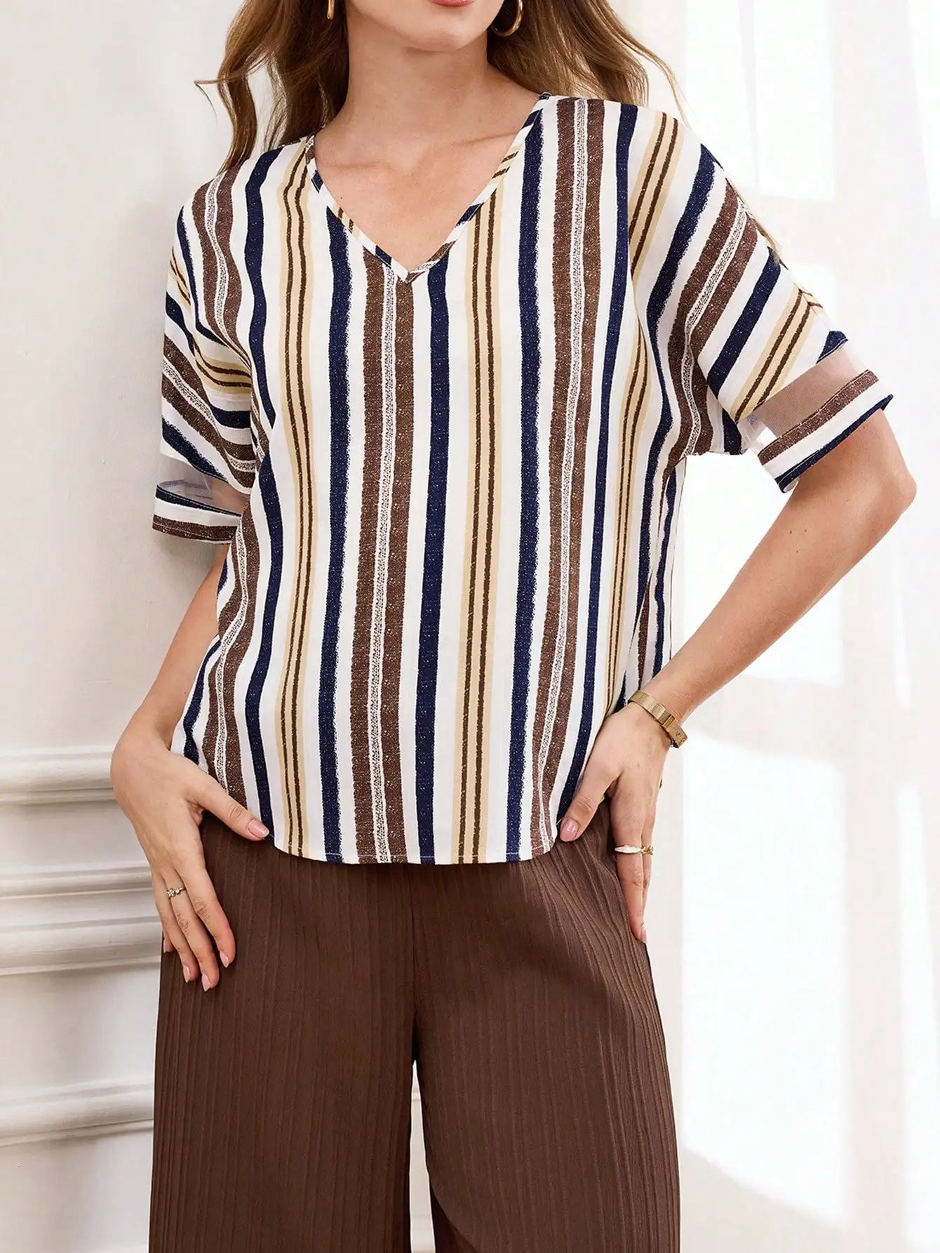 Women's Geometric Print V-Neck Short Sleeve Top & Wide Leg Pants Set for Casual or Office Wear
