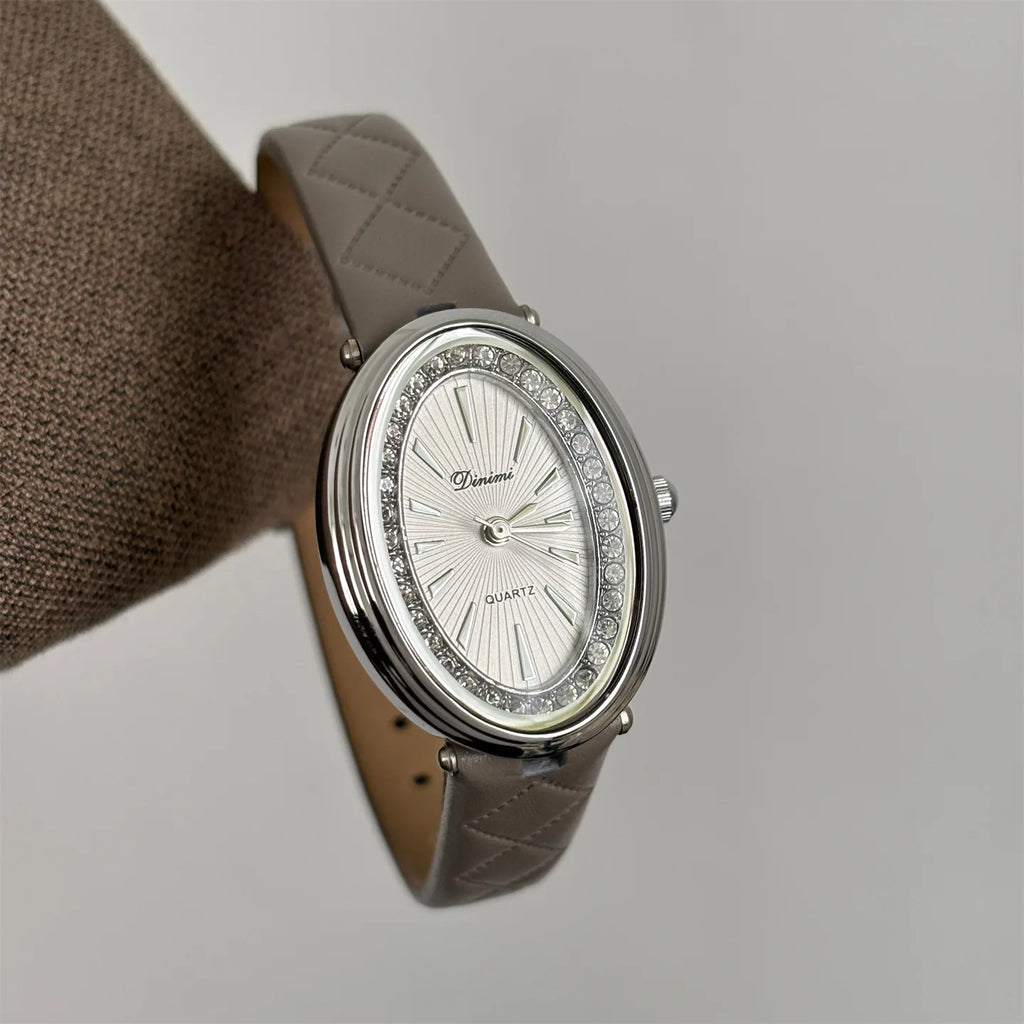 2025 New Pigeon Egg Diamond Plaid Leather Watch Femininity Simple Fashion Versatile Ladies