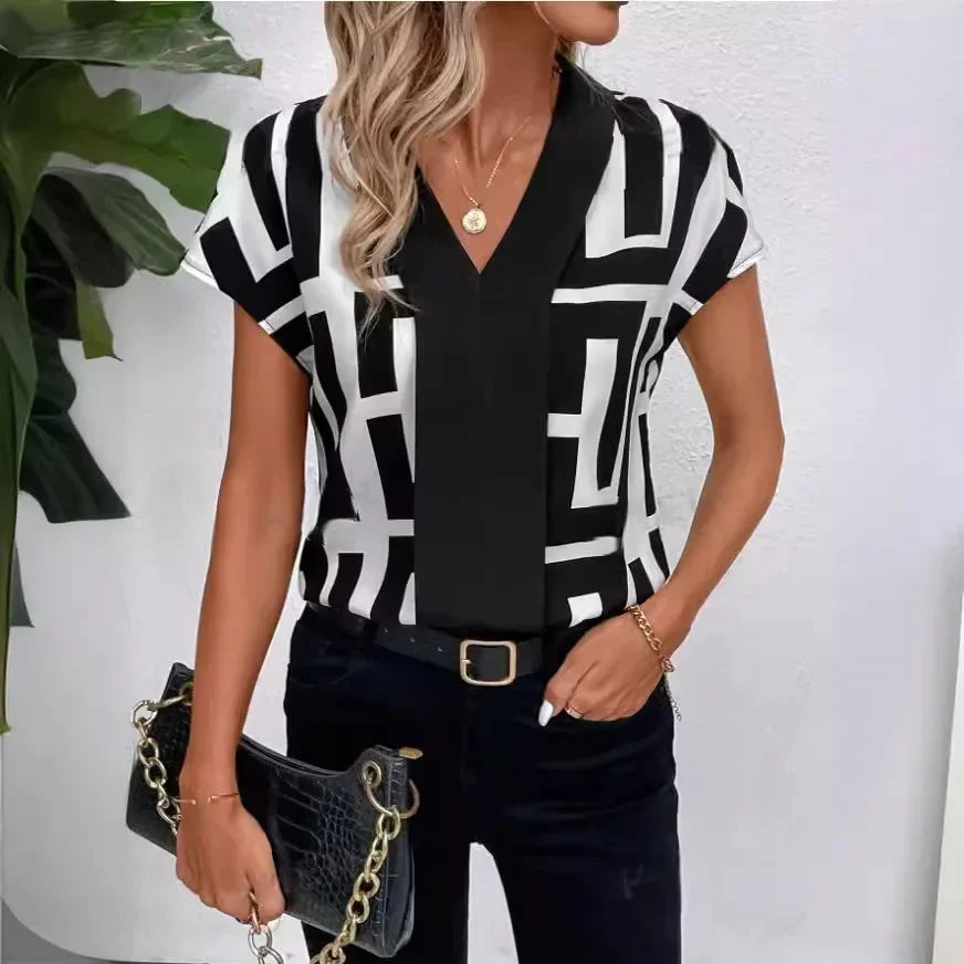 Women's Geometric Print V-Neck Blouse
