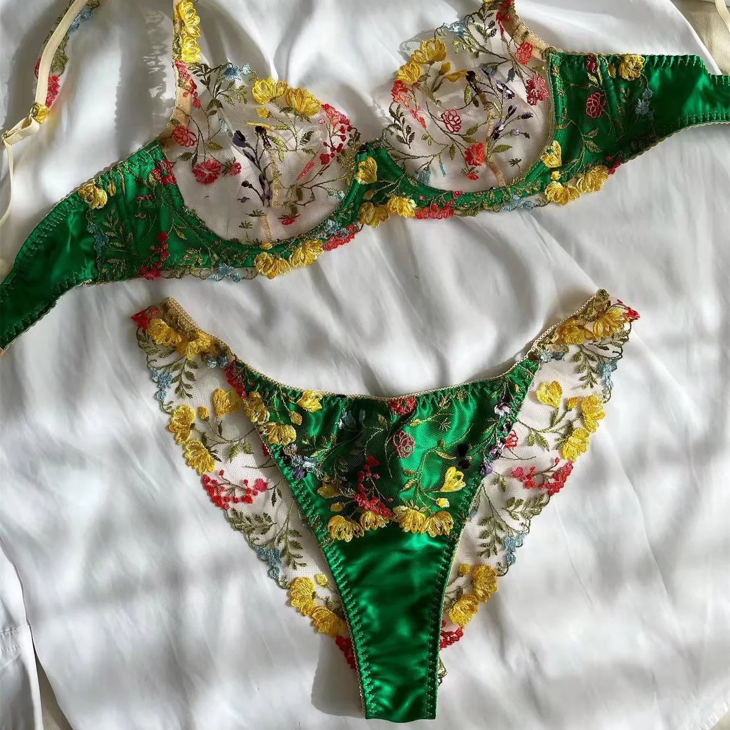 Sexy Countryside Style Embroidered Exotic Apparel Suit Women's Floral Patchwork Color Steel Ring Bra Panty Perspective Intimates