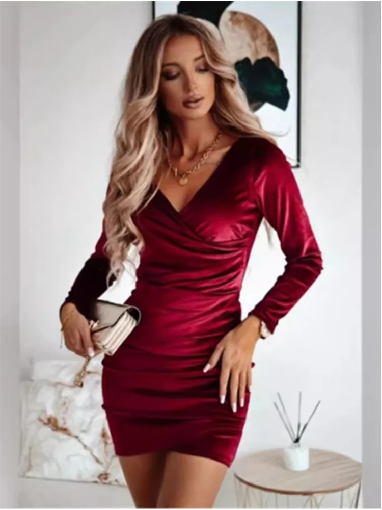 Lady Bodycon Solid Color Velvet Dress Women V-Neck Long Sleeved Mini Dress Autumn Winter New Year Party Luxury Dress