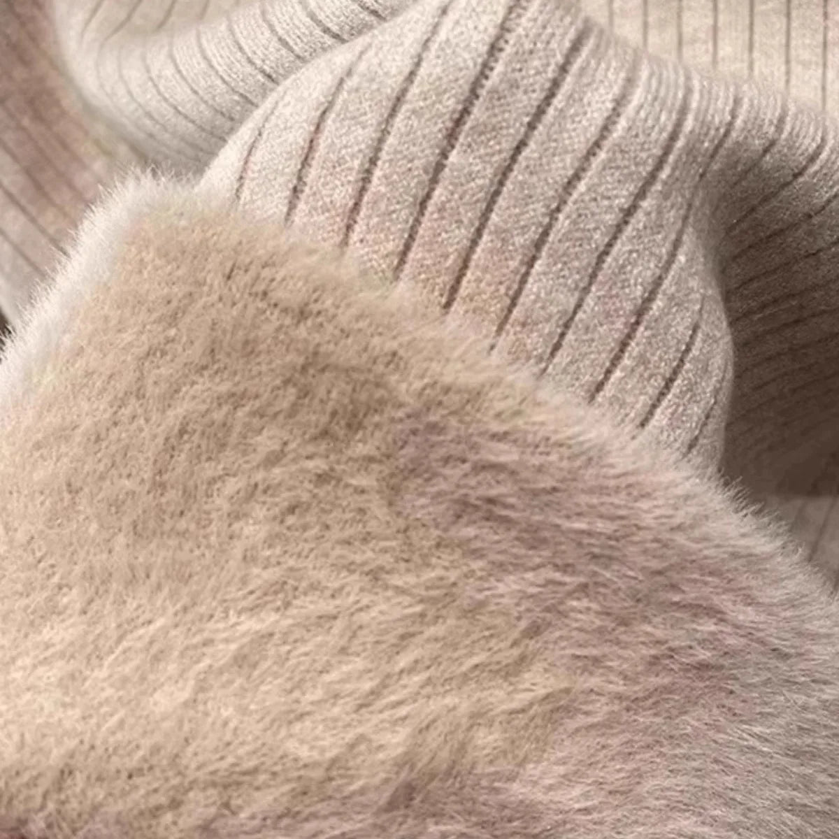 Women's Soft Knit Long Sleeve Round Neck Sweater