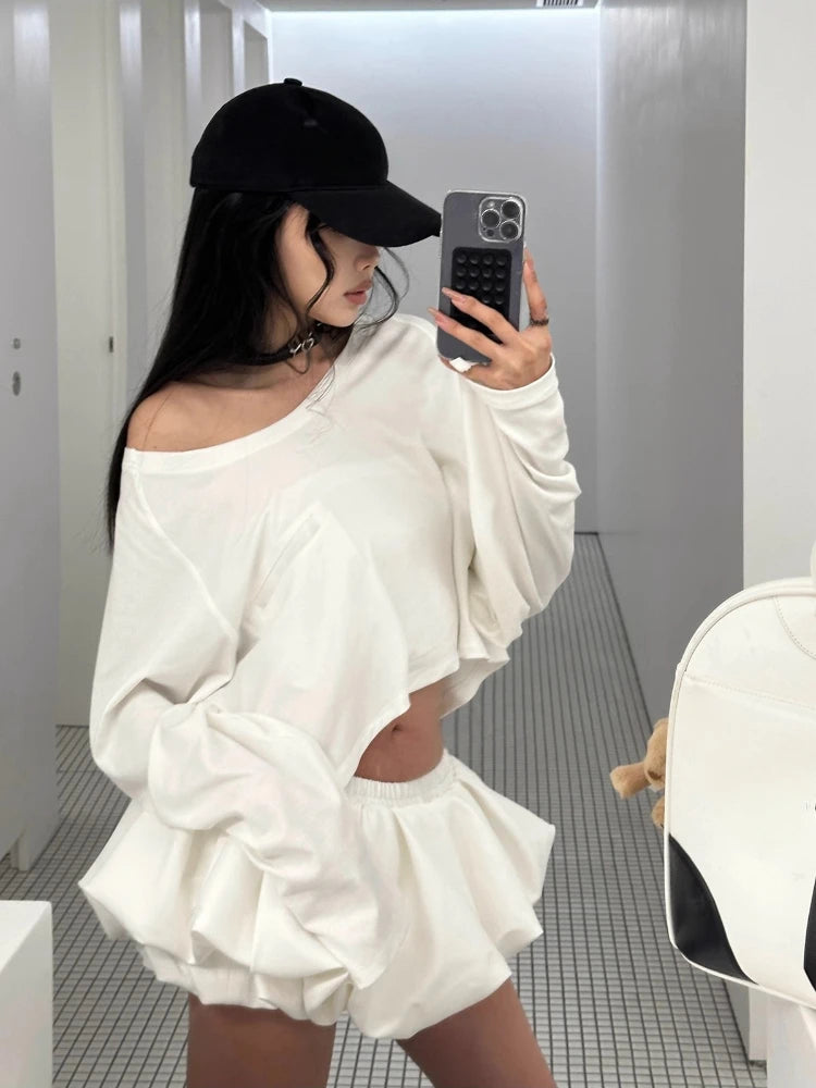 Elegant Korean Style 2-Piece Set – Kawaii White Top & Black Slim Skirt