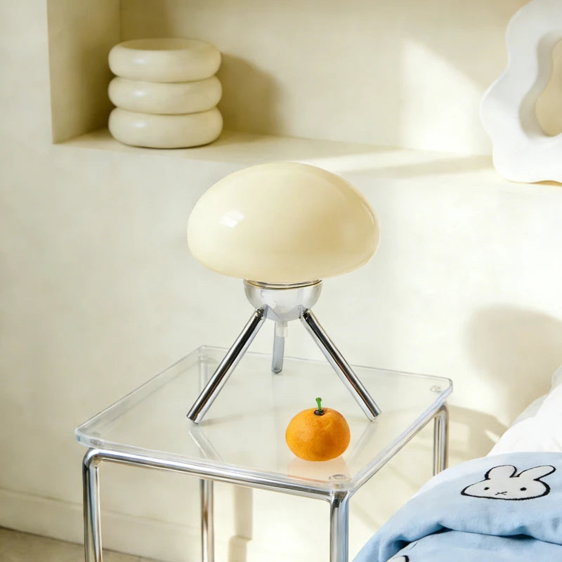 Bauhaus Mid-Century Ins Table Lamp Italian Designer Version Nordic Minimalist Glass Light Personalized Decorative Night Lamp for