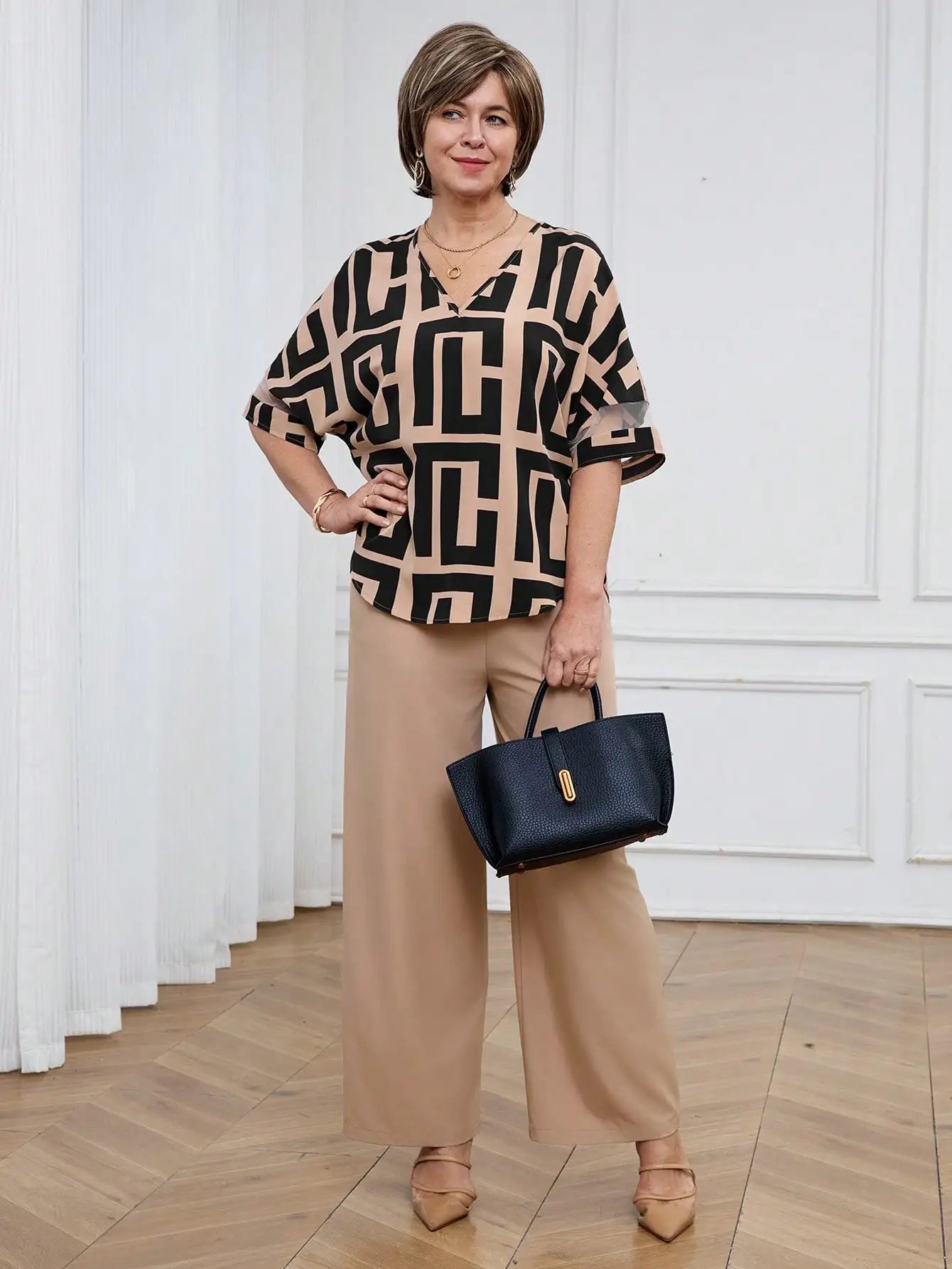 Women's Geometric Print V-Neck Short Sleeve Top & Wide Leg Pants Set for Casual or Office Wear