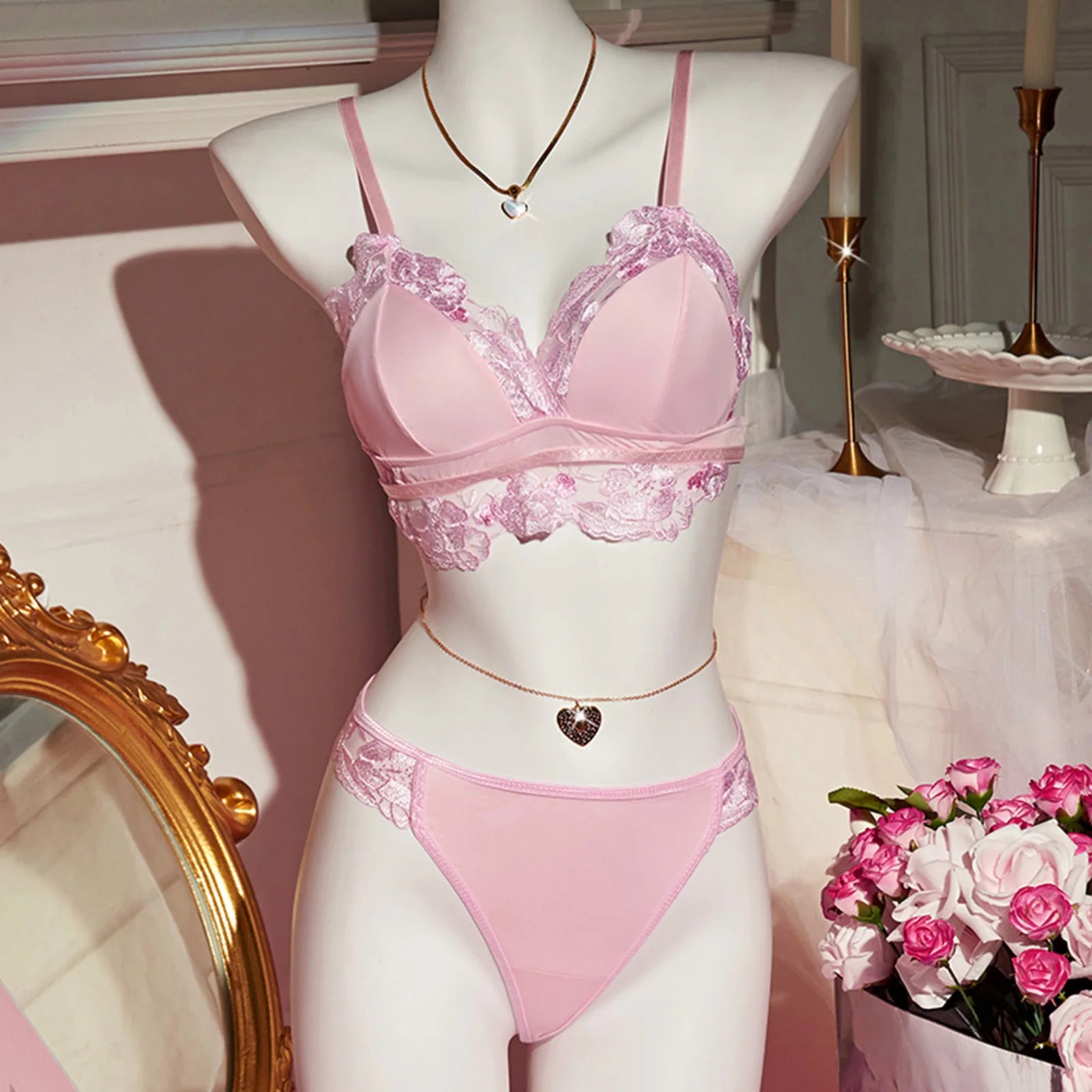 New Womens Lace Trim Lingerie Set Fashionable Cute Sleeveless V Neck Bra With Thong 2Pcs Sleepwear Hot Sale S-XL